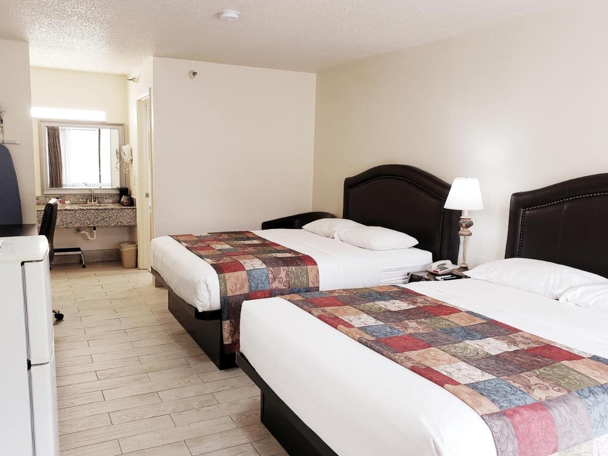 Simple Rewards Inn Hilton Head Island Exterior photo
