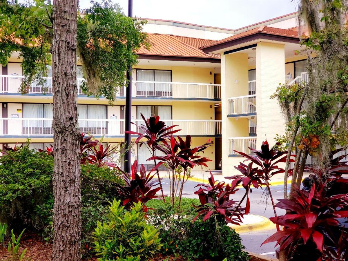 Simple Rewards Inn Hilton Head Island Exterior photo