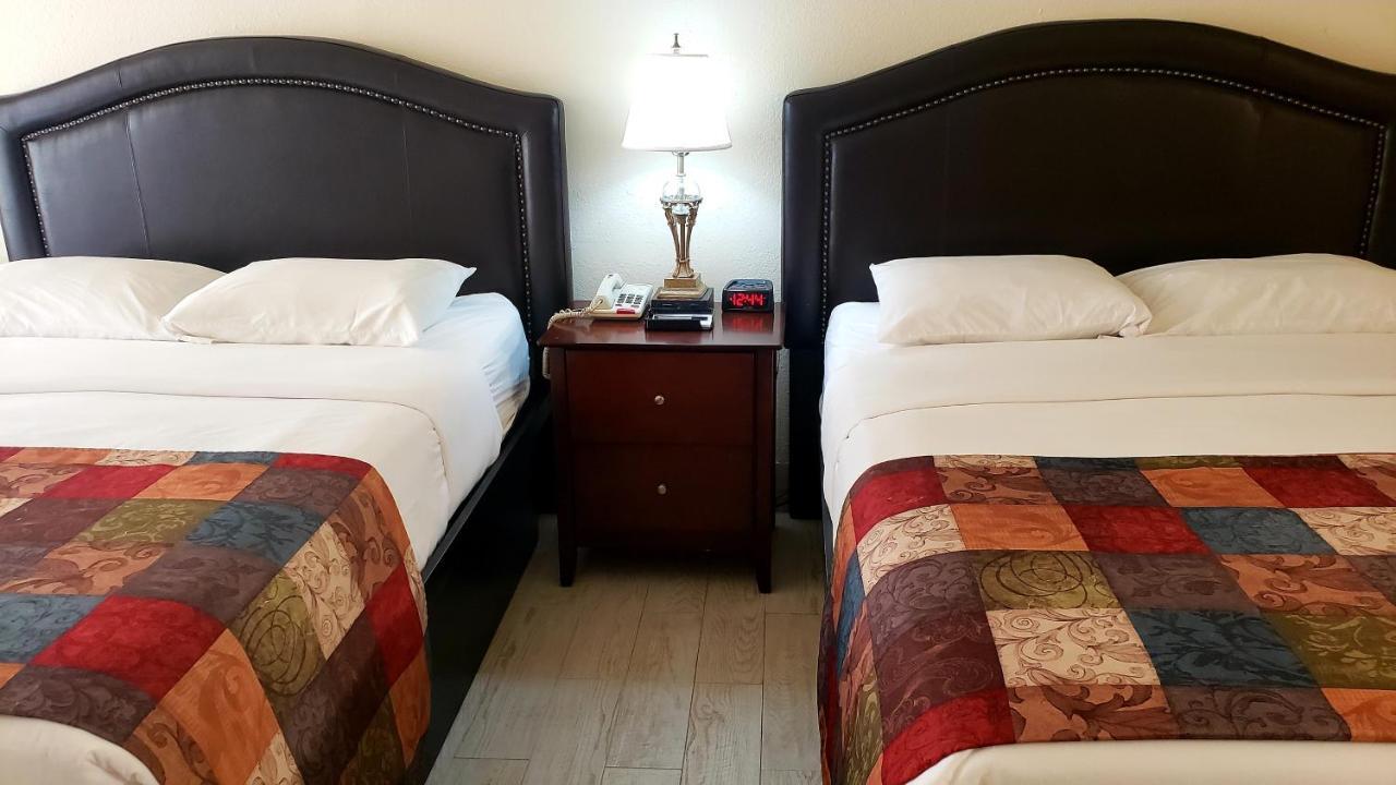 Simple Rewards Inn Hilton Head Island Exterior photo