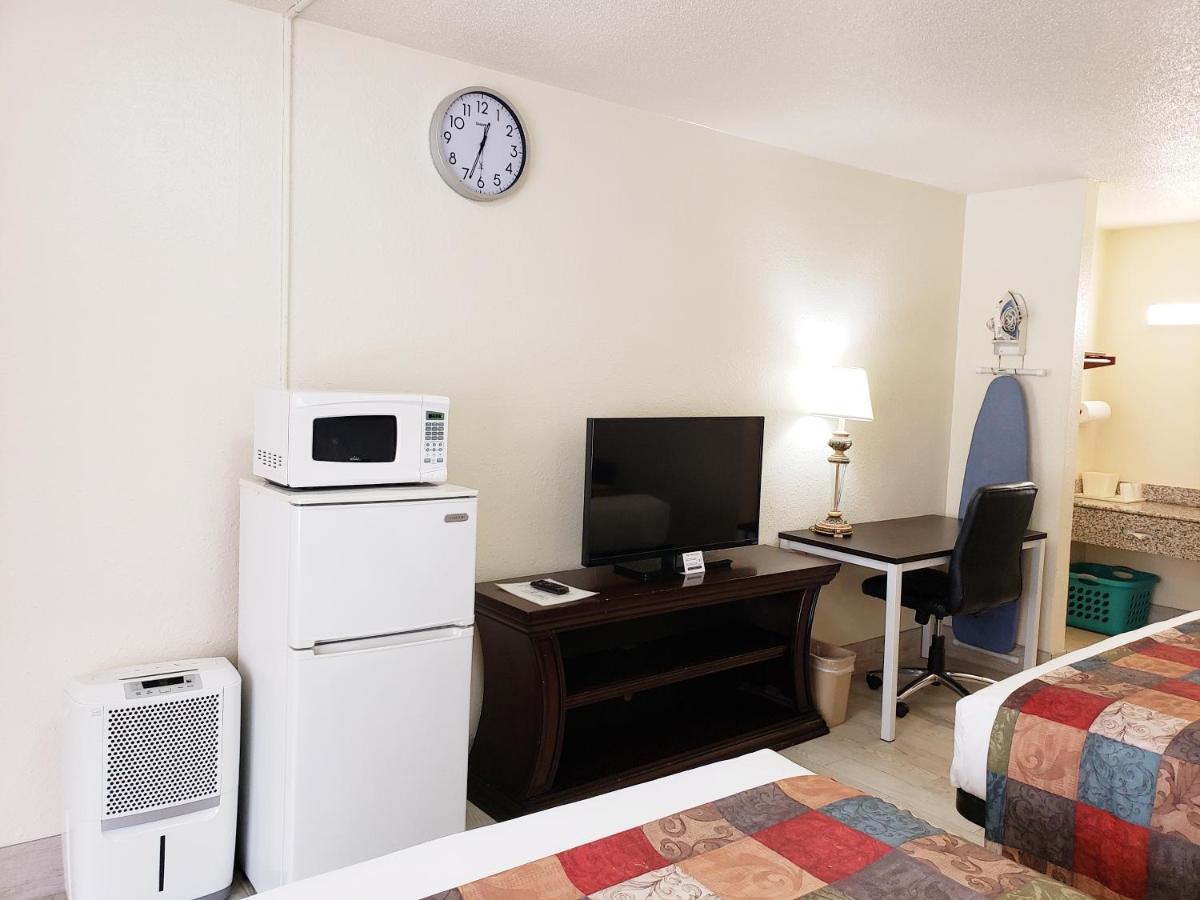 Simple Rewards Inn Hilton Head Island Exterior photo