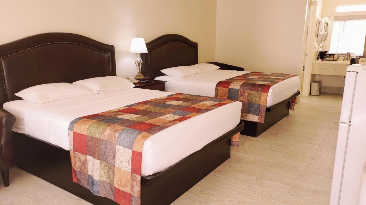 Simple Rewards Inn Hilton Head Island Exterior photo