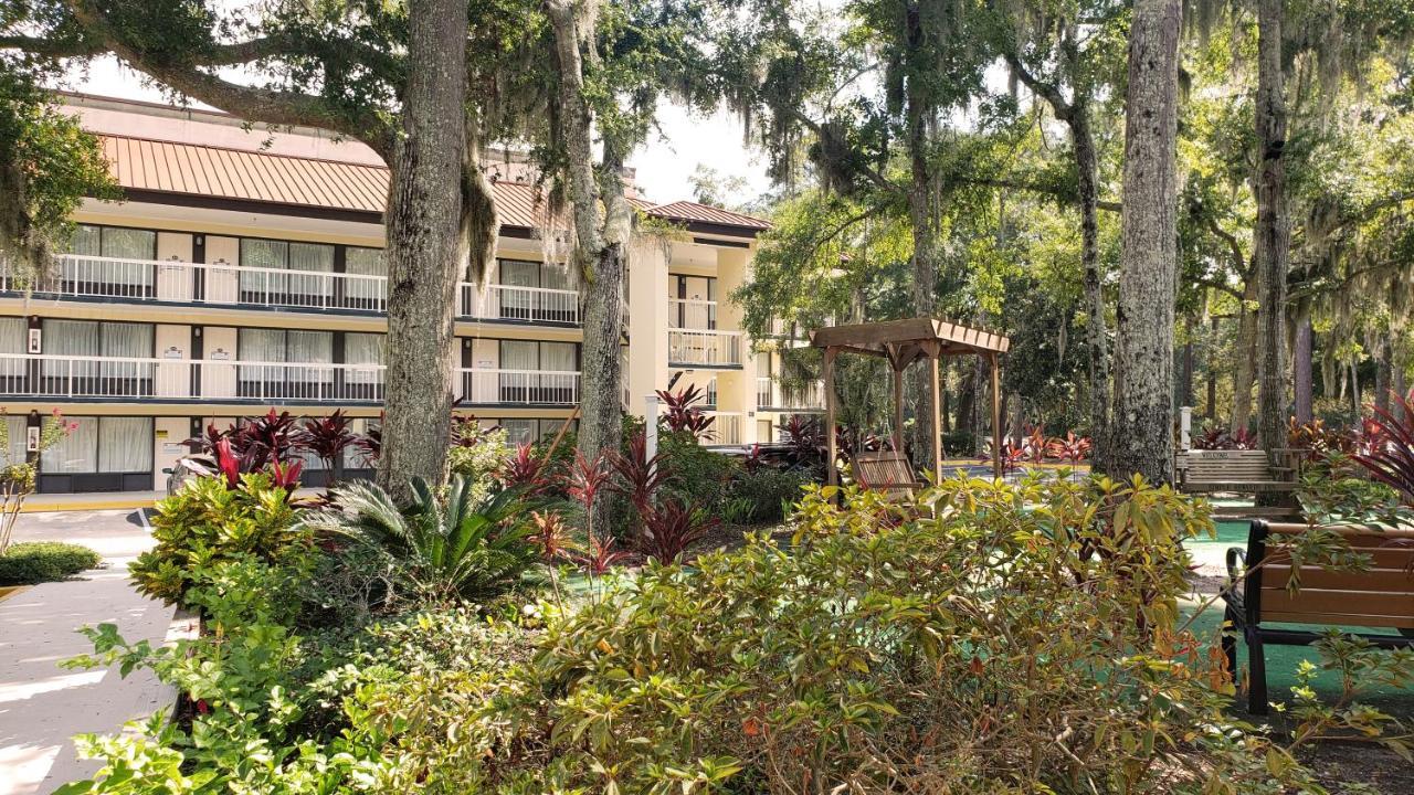 Simple Rewards Inn Hilton Head Island Exterior photo