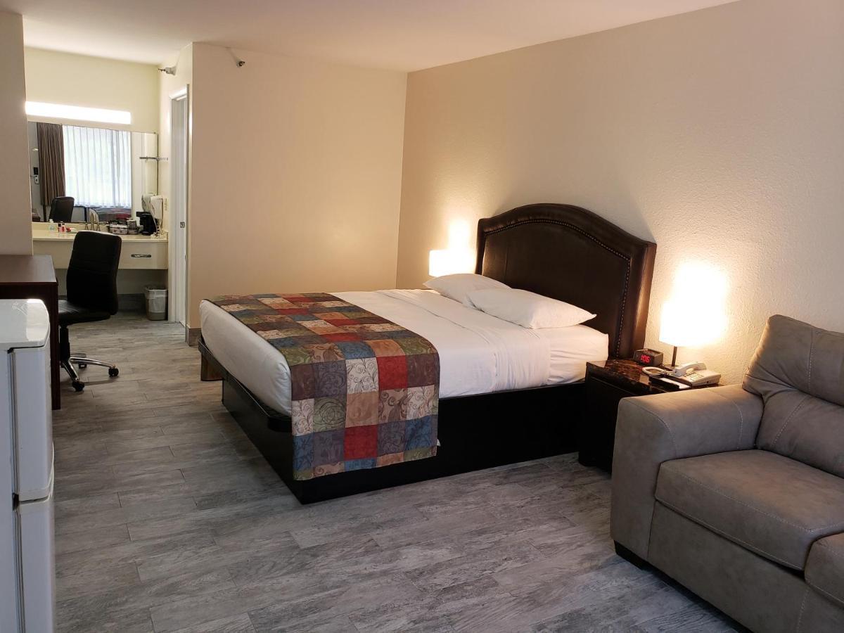 Simple Rewards Inn Hilton Head Island Exterior photo